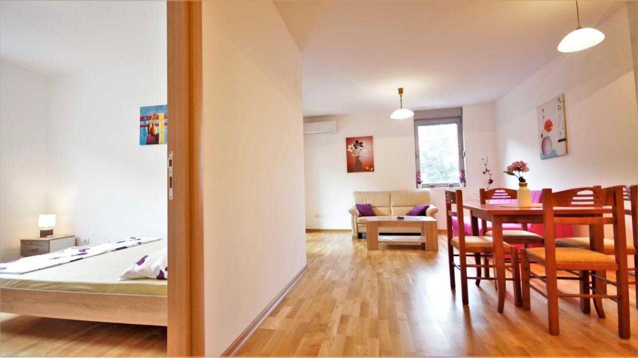 Pavlina Apartments บุดวา ภายนอก รูปภาพ