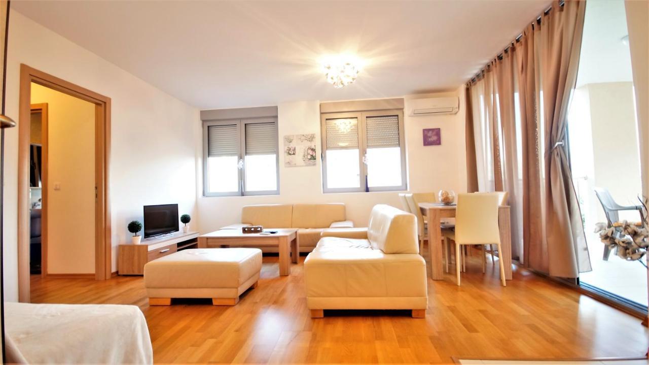 Pavlina Apartments บุดวา ภายนอก รูปภาพ